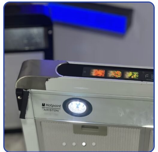Hotte de cuisine Ariston vocale et mouvements plus telecomande et ecran digitale شفاطة عصرية ذكية تحكم عن بعد أو بالصوت – Image 4